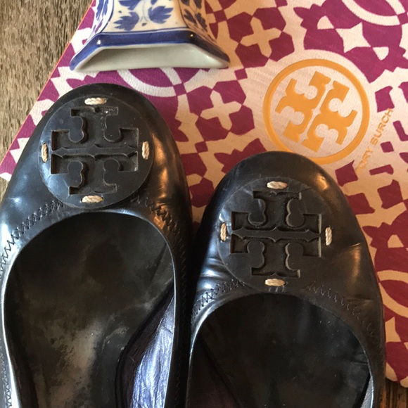 Tory Burch Shoes - ✨ HP|| Tory Burch || Revas Blue Metallic